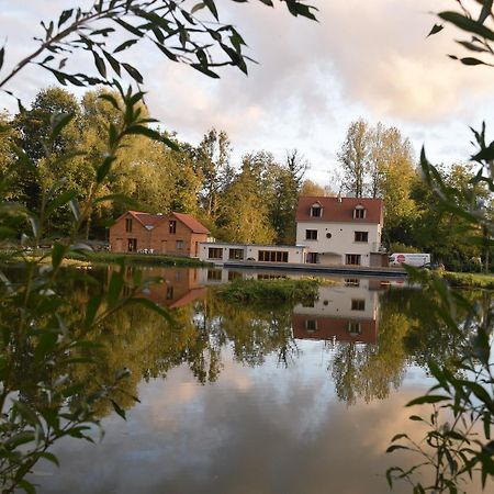 La Cascade Bed and Breakfast Estrée-Wamin Buitenkant foto